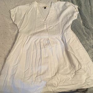 White universal threads dress